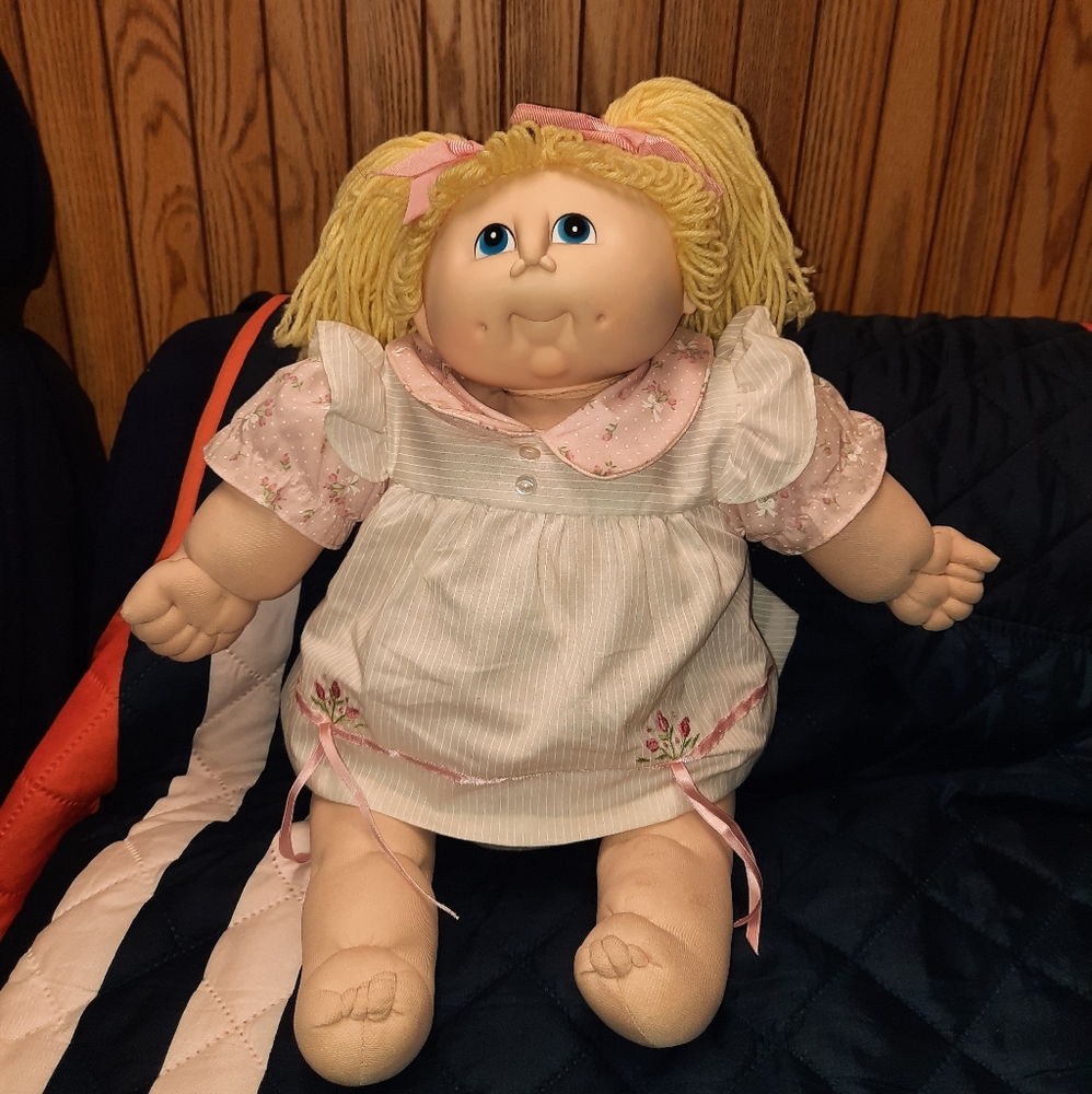 Vintage 1984 Doll baby doll baby MN THOMAS